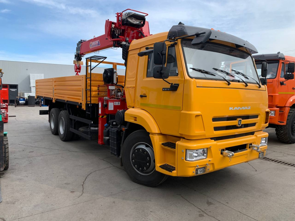 АВТОМОБИЛЬ БОРТОВОЙ КАМАЗ 65115 С КМУ HORYONG HRS 216