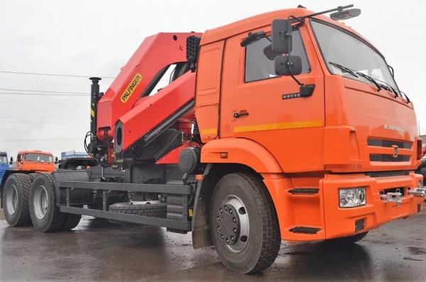 СЕДЕЛЬНЫЙ ТЯГАЧ КАМАЗ 65115 С КМУ ИНМАН ИМ 320
