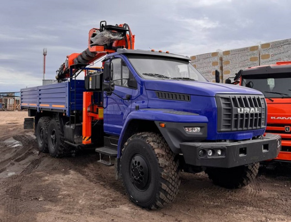Бортовой Урал Next 4320 c кму Hangil hgc 987