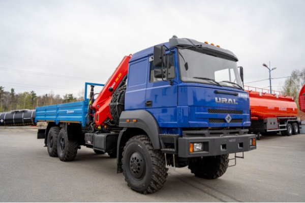 Бортовой Урал-М 4320-4972 бескапотный c КМУ ИНМАН ИМ 150N