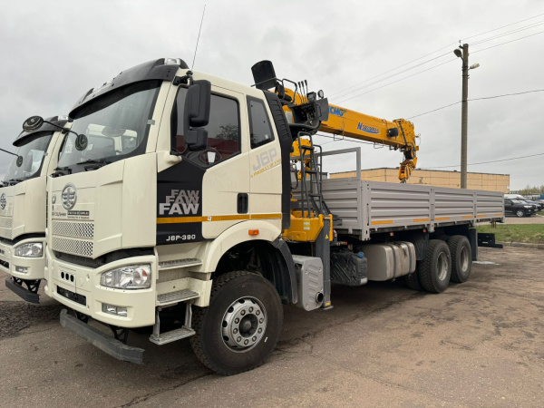 Бортовой FAW CA3250 c КМУ XCMG SQS 200 RU-6