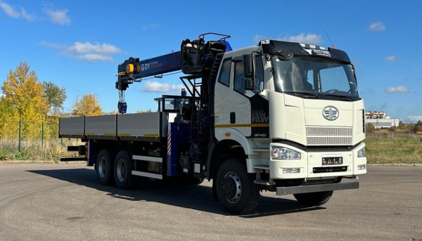 Бортовой FAW CA3250 С КМУ DY (DongYang) SS 2725 LB