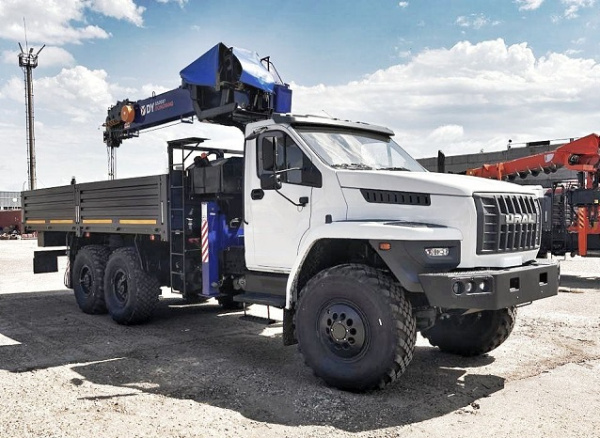Бортовой Урал Next 4320 c КМУ DY SS 1966 под бур
