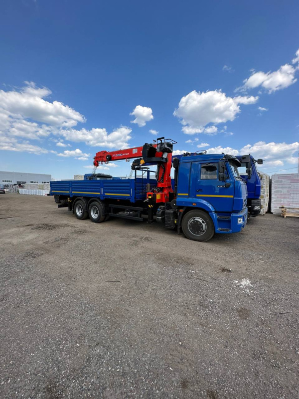 АВТОМОБИЛЬ БОРТОВОЙ КАМАЗ 65117 С КМУ KANGLIM KS 2056