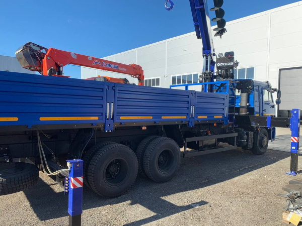 АВТОМОБИЛЬ БОРТОВОЙ КАМАЗ 65117 С КМУ DONG YANG 2036 С БУРОВЫМ ОБОРУДОВАНИЕМ